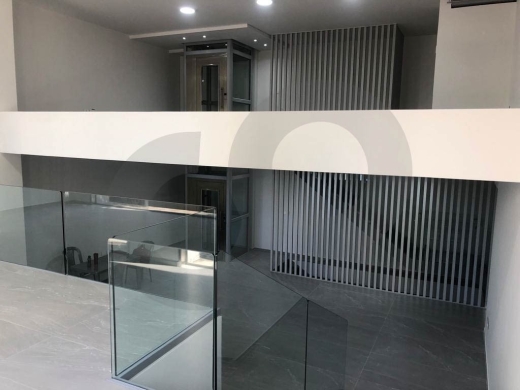 Spacious commercial property For Sale/Prime and highly exposed… — 2