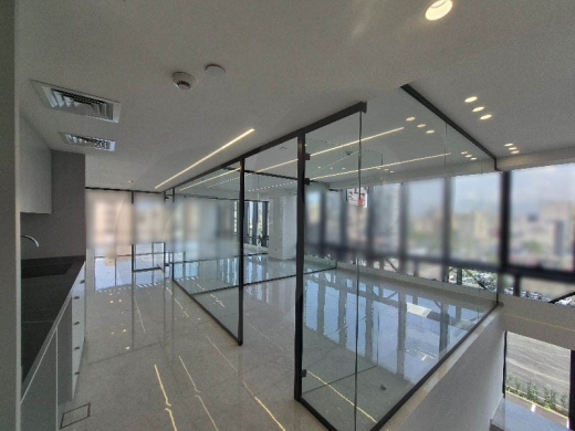 Duplex Office for rent/Highway prime location/Secured and gated… — 5