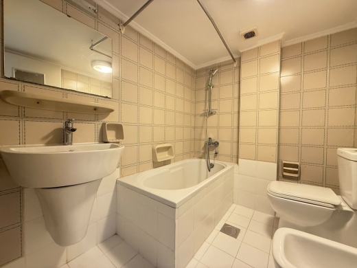 Bright & Sunny Apartment For Sale in Achrafieh, Fassouh — 8