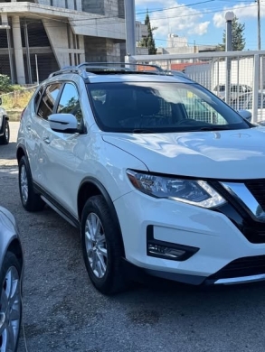 Nissan Rogue SV 4WD 2020 — 2