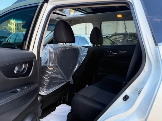 Nissan Rogue SV 4WD 2020 — 5