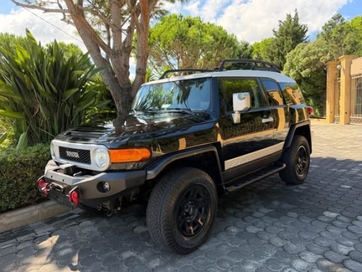 Toyota FJ Cruiser 2007 — 2
