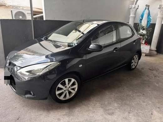 Mazda 2 2010 — 2