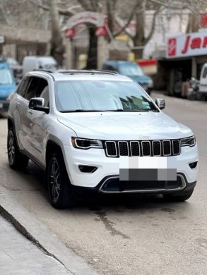 Jeep Grand Cherokee Limited 2018 — 3