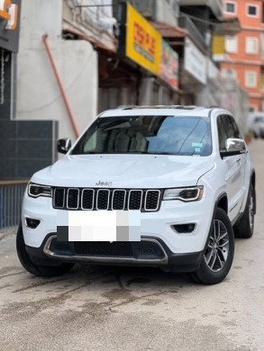 Jeep Grand Cherokee Limited 2018 — 4