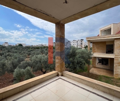 R9-4004 Three Luxury Villas for Sale in Bsarma Koura | 2,424 m² Land | 30/60 Zoning — 14