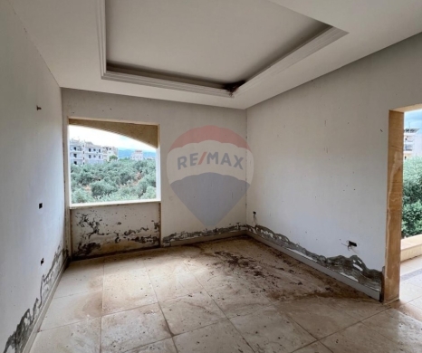 R9-4004 Three Luxury Villas for Sale in Bsarma Koura | 2,424 m² Land | 30/60 Zoning فلل فاخرة للبيع في بصرما الكورة | أرض 2,424 م² | تصنيف 30/60