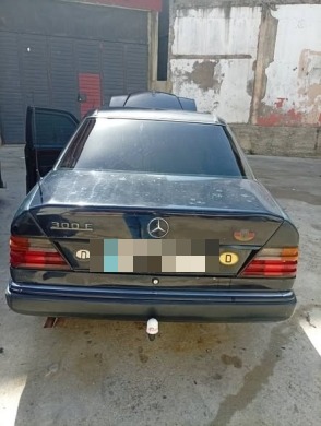 Mercedes 300 Model 1990 Diesel — 5