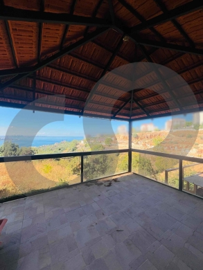 RENTAL DEAL/SEMI FURNISHED/Stunning mountain and sea… — 3