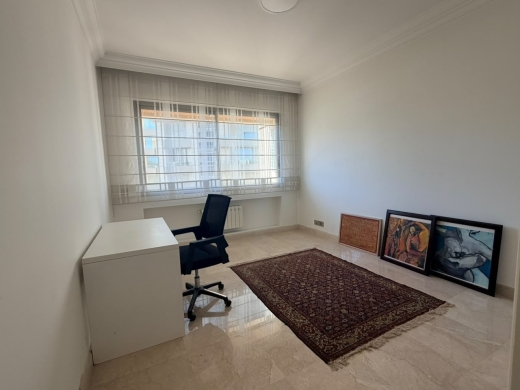 Elegant & Bright Apartment For Rent in Achrafieh, Sursock — 11