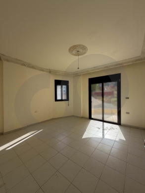 Spacious Apartment for sale/Well maintained building/Very Calm… — 2