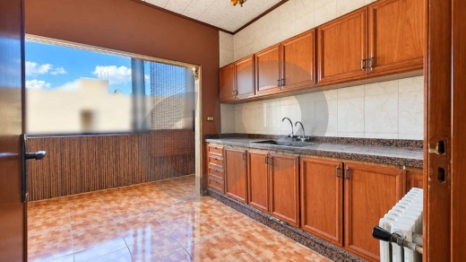 Cozy /Title Deed/spacious/Prime Location/ALEY/عاليه/REF#WF141502 — 3