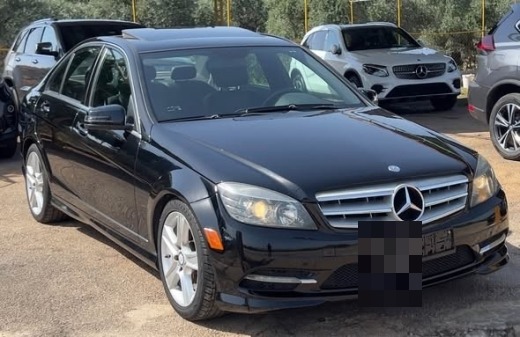Mercedes-Benz C300 2011 — 2