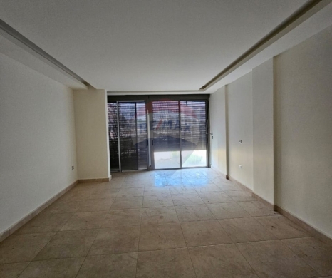 R9-4006 Brand-New Apartment for Sale in Haykaliyeh Koura | 135 m² + 80 m² Private Gardenشقة جديدة للبيع في هيكلية الكورة | 135 م² مع حديقة خاصة 80 م²