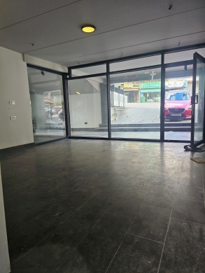 Duplex Shop For Rent in Kornet Chehwan