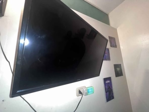 Konka 32 inch TV