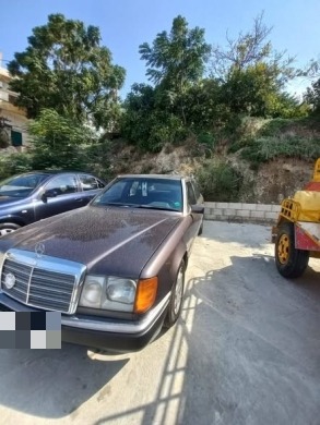Mercedes-Benz E230 1992 — 5