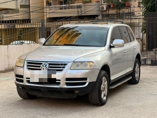 فولكسفاغن تواريغ 2004 للبيع في طرابلس | Volkswagen Touareg 2004 for Sale in Tripoli — 3