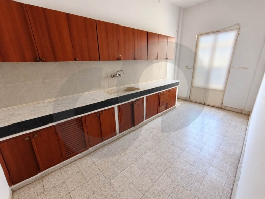 Apartment for sale/Needs Renovation/Easy Access/AIN EL REMMANEH-BEIRUT/عين ال… — 2