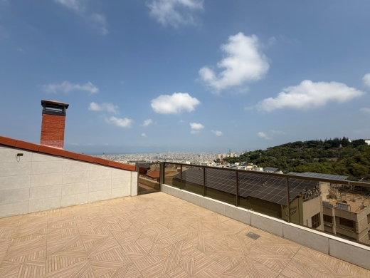 Spacious Apartment with Roof & Terrace For Sale in Baabda — 2