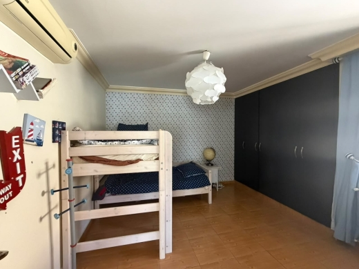 Spacious Apartment with Roof & Terrace For Sale in Baabda — 10