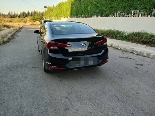 Hyundai Elantra 2019 — 5