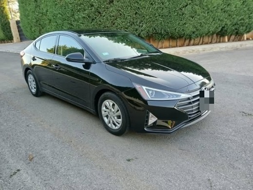 Hyundai Elantra 2019 — 3