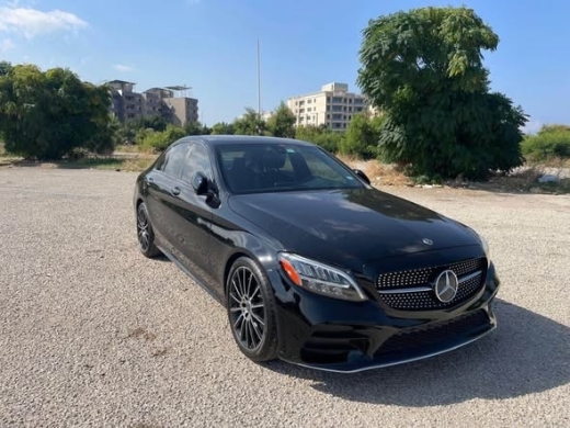 Mercedes-Benz C300 2019