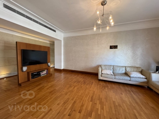 شقة مفروشة للإيجار في قريطم 400m² | Furnished Apartment for Rent Koreitem — 8