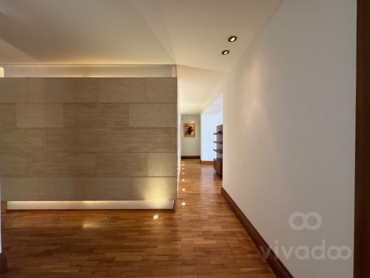شقة مفروشة للإيجار في قريطم 400m² | Furnished Apartment for Rent Koreitem — 3