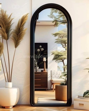 مرآة مخملية بتصميم عصري غير منتظم | Elegant Irregular Velvet Mirror — 2