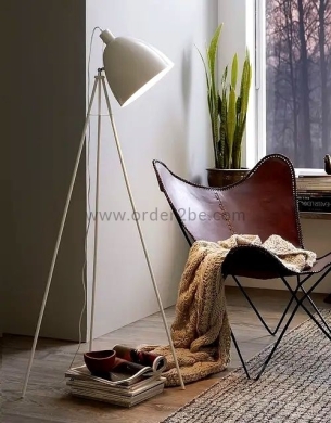 مصباح أرضي ثلاثي القوائم من إيجلو داندي | EGLO Dundee Tripod Floor Lamp — 6