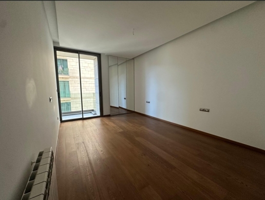 Luxurious High-End Apartment For Rent in Down Town — 5