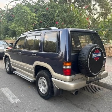 Isuzu 4x4 1998 Automatic — 5