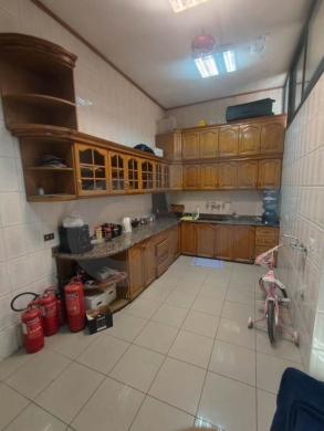 PRIME COMMERCIAL OPPORTUNITY/ Excellent visibility/ Ras Al Nabaa,BEIRUT/رأس ال… — 12