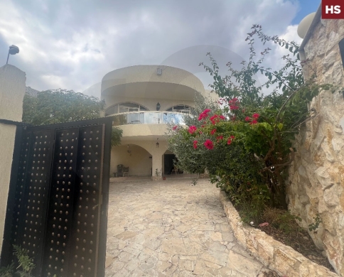 beautiful house/Large land area/excellent potential/Bire,Akkar/البيرة ، عكار/REF#HS141569