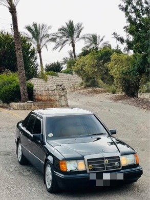 Mercedes Benz 230 E W124 Model 1992 — 5