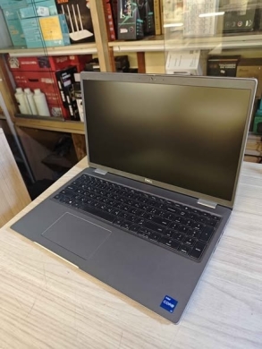 Dell 5520 Laptop Core i5 11th Gen