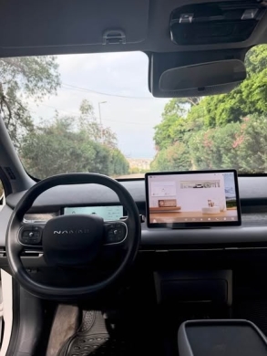 Dongfeng Nammi 2026 EV — 4