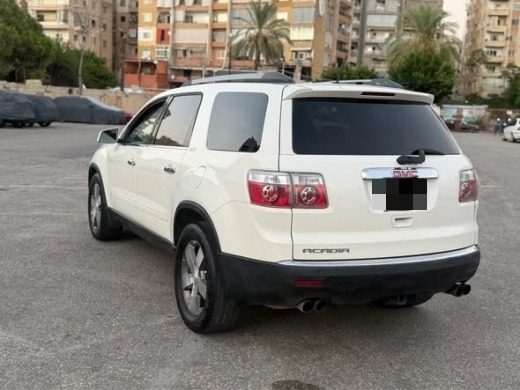 GMC Acadia 2011 — 5