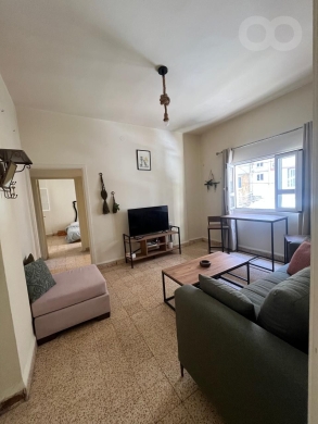 شقة مفروشة بالكامل للايجار في الاشرفية الرميل | Fully Renovated and Furnished Apartment f… — 2