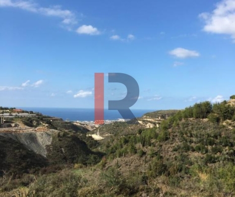 R9-4018 Land for Sale in Kfarhazir Koura | 1,170 m² | Sea View
