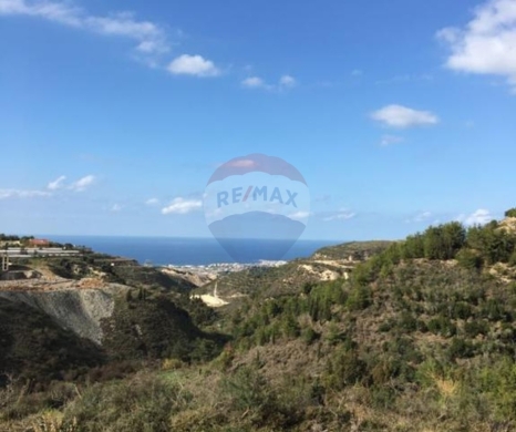 R9-4018 Land for Sale in Kfarhazir Koura | 1,170 m² | Sea Viewأرض للبيع في كفرحزير الكورة | 1,170 م² | إطلالة بحرية