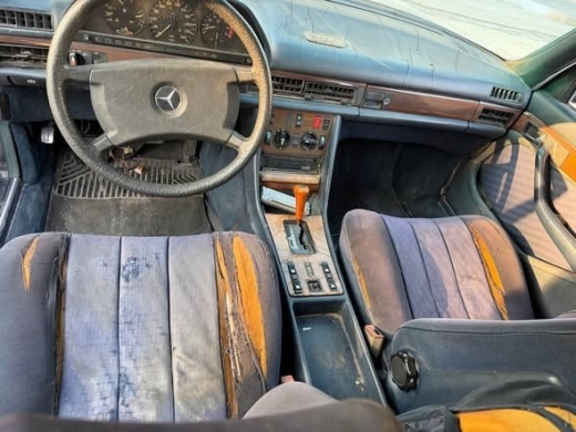 Mercedes-Benz E 300 Model 1986 — 5