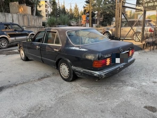 Mercedes-Benz E 300 Model 1986 — 4
