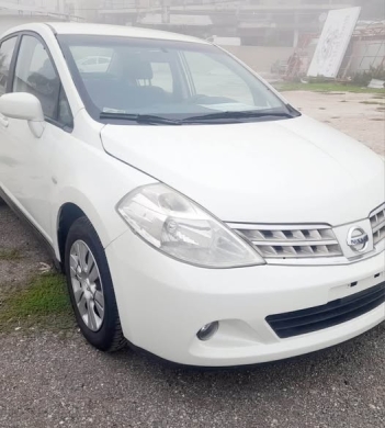Nissan Tida 2010 Full Option — 2