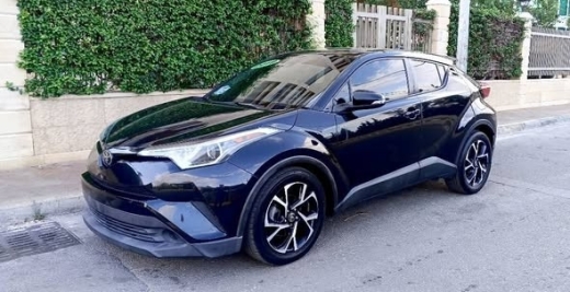 Toyota C-HR 2019 XLE — 3