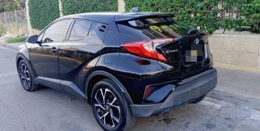 Toyota C-HR 2019 XLE — 4
