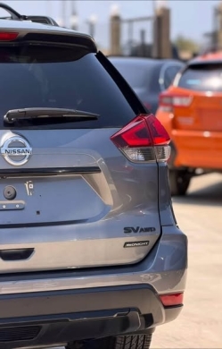 Nissan Rogue SV Midnight AWD 2018 — 5