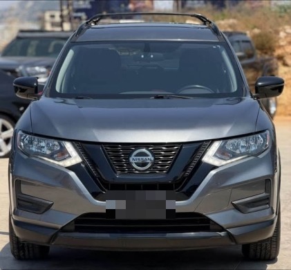 Nissan Rogue SV Midnight AWD 2018 — 3